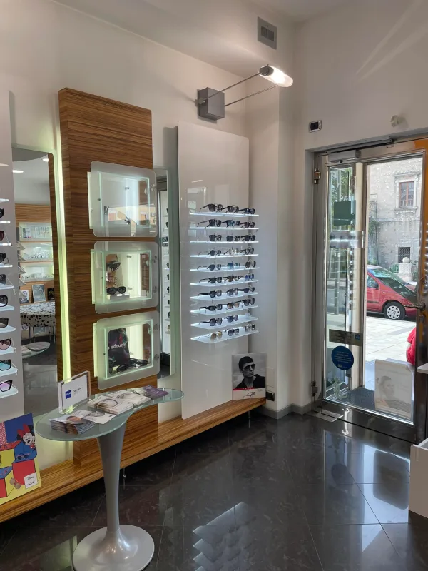 Negozio Ottica Vita a Spadafora, provincia di Messina
